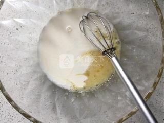 <a href=/shicai/mimian/YuMi/index.html target=_blank><u>玉米</u></a>粒松饼