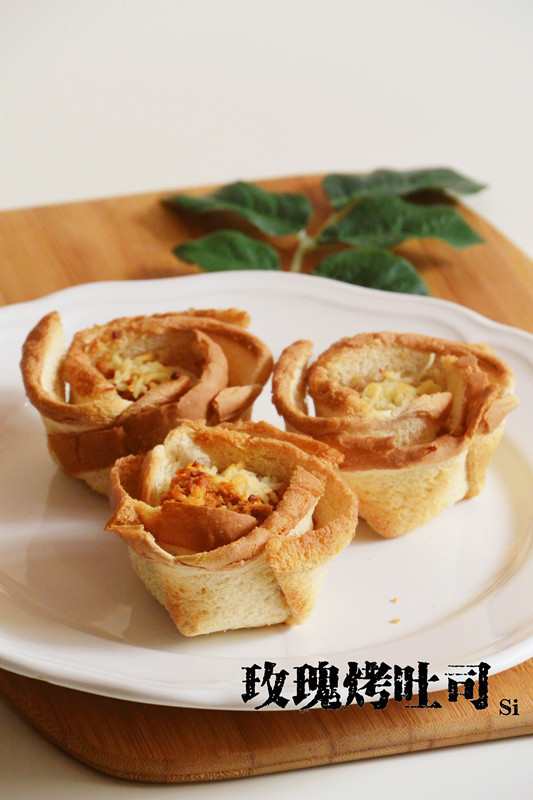 玫瑰烤<a href=/shicai/mimian/TuSi/index.html target=_blank><u>吐司</u></a>