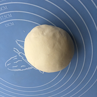 红酒<a href=/shicai/guopin/ManYueMei/index.html target=_blank><u>蔓越莓</u></a>千层酥