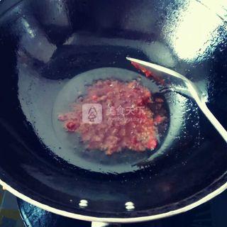 料多多<a href=/shicai/shucai/XiangGu/index.html target=_blank><u>香菇</u></a>酱