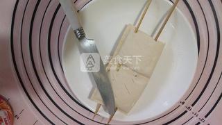香烤孜然<a href=/shicai/mimian/DouFu/index.html target=_blank><u>豆腐</u></a>串