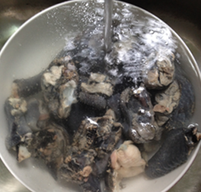 虫草花西洋参<a href=/shicai/rouqin/WuJi/index.html target=_blank><u>乌鸡</u></a>汤