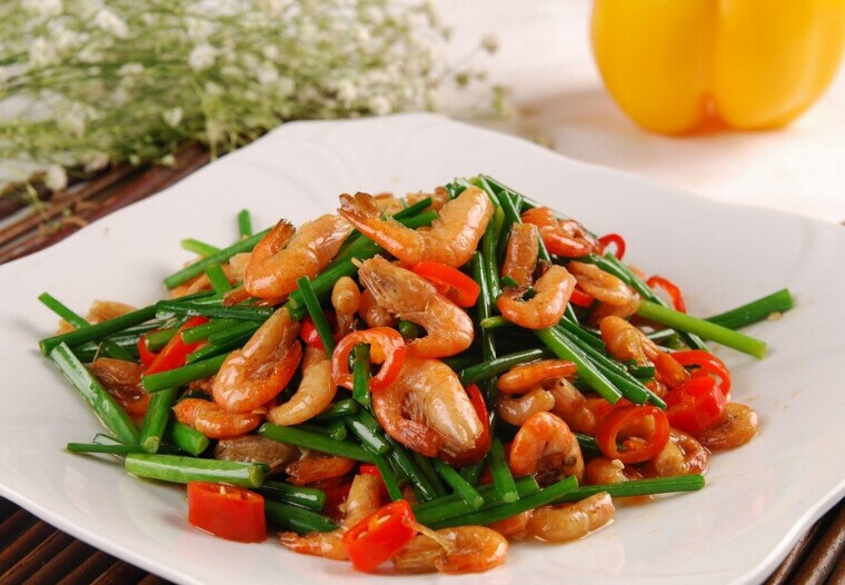 <a href=/shicai/shucai/JiuCai/index.html target=_blank><u>韭菜</u></a>炒河虾