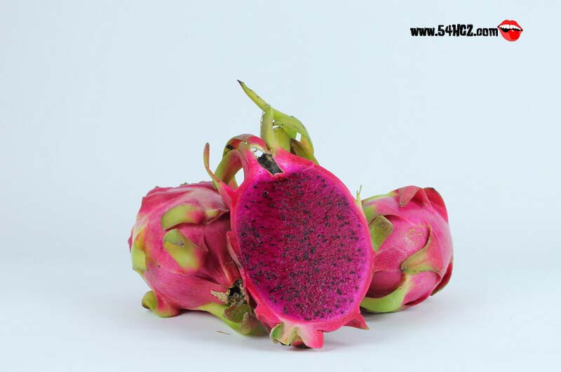 吃<a href=/shicai/guopin/HuoLongGuo/index.html target=_blank><u>火龙果</u></a>的好处和坏处4