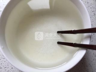 红<a href=/shicai/guopin/Zao/index.html target=_blank><u>枣</u></a>馒头