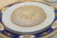 靖江<a href=/shicai/shuichanpin/15533.html target=_blank><u>蟹黄</u></a>包