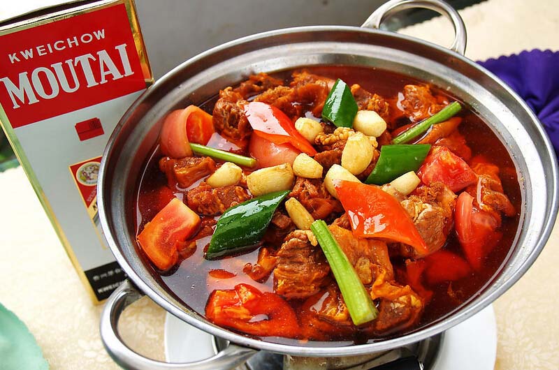 <a href=/shicai/shucai/TuDou/index.html target=_blank><u>土豆</u></a>炖<a href=/shicai/rouqin/PaiGu/index.html target=_blank><u>排骨</u></a>的做法1