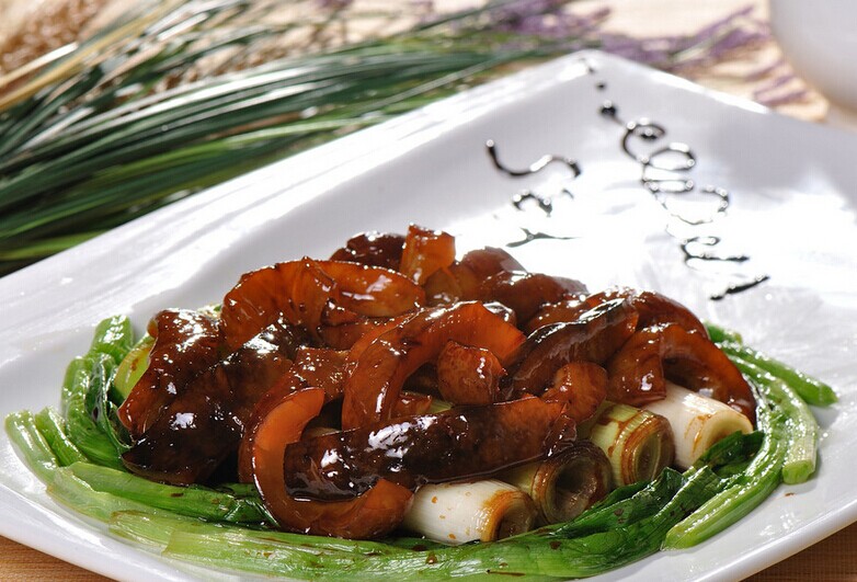葱爆<a href=/shicai/shuichanpin/HaiSen/index.html target=_blank><u>海参</u></a>
