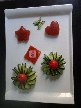 <a href=/shicai/guopin/ShanZha/index.html target=_blank><u>山楂</u></a>羮