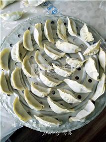 <a href=/shicai/rouqin/ZhuRou/index.html target=_blank><u>猪肉</u></a><a href=/shicai/shucai/JiuCai/index.html target=_blank><u>韭菜</u></a>蒸饺