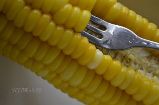 鲜莲<a href=/shicai/mimian/YuMi/index.html target=_blank><u>玉米</u></a>