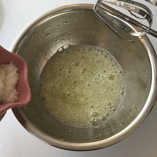 六寸红<a href=/shicai/guopin/Zao/index.html target=_blank><u>枣</u></a><a href=zt/qifengdg target=_blank><u>戚风蛋糕</u></a>