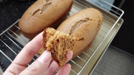 红<a href=/shicai/guopin/Zao/index.html target=_blank><u>枣</u></a>蛋糕步骤