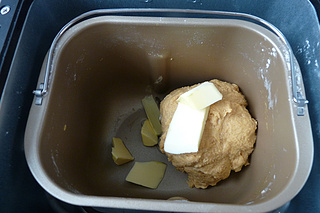 <a href=/shicai/shucai/HongShu/index.html target=_blank><u>红薯</u></a>全麦<a href=/shicai/mimian/TuSi/index.html target=_blank><u>吐司</u></a>