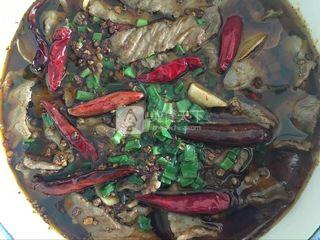 水煮<a href=/shicai/rouqin/NiuRou/index.html target=_blank><u>牛肉</u></a>