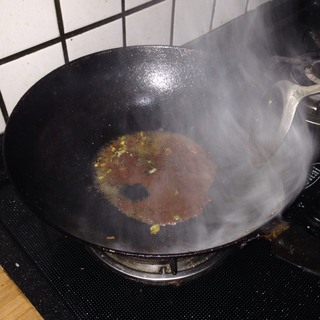 酱焖小<a href=/shicai/shuichanpin/uangYu/index.html target=_blank><u>黄鱼</u></a>