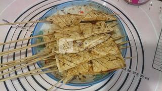香烤孜然<a href=/shicai/mimian/DouFu/index.html target=_blank><u>豆腐</u></a>串