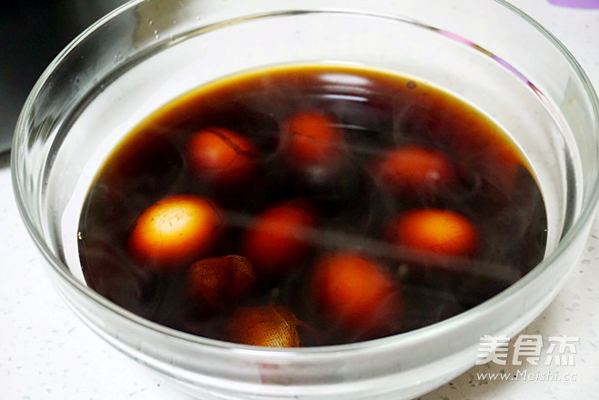 吃不够的五香茶叶蛋的做法