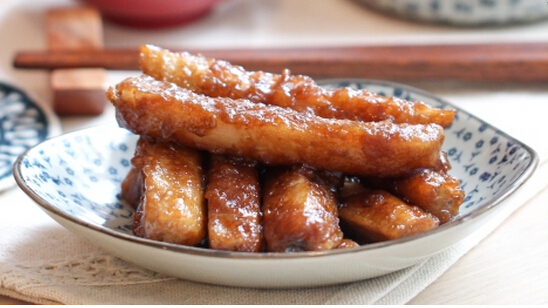 糖<a href=/shicai/diaoweipin/Cu/index.html target=_blank><u>醋</u></a>莲<a href=/shicai/shucai/Ou/index.html target=_blank><u>藕</u></a>怎么做?