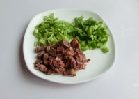 保定<a href=/shicai/rouqin/LvRou/index.html target=_blank><u>驴肉</u></a>火烧的做法步骤4