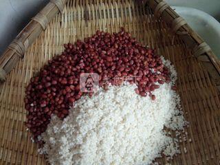 <a href=/shicai/mimian/HongDou/index.html target=_blank><u>红豆</u></a><a href=/shicai/rouqin/XiangChang/index.html target=_blank><u>香肠</u></a>粽子