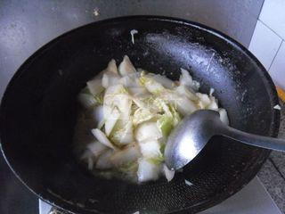 素炒<a href=/shicai/shucai/BaiCai/index.html target=_blank><u>白菜</u></a>片