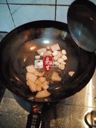 烧汁长<a href=/shicai/shucai/DouJiao/index.html target=_blank><u>豆角</u></a>