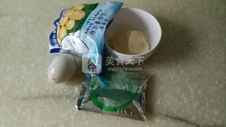 <a href=/shicai/diaoweipin/FengMi/index.html target=_blank><u>蜂蜜</u></a>蛋果子