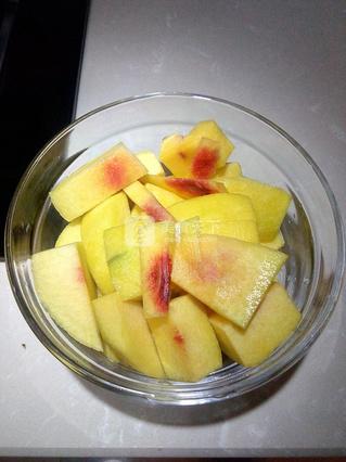 黄<a href=/shicai/guopin/Tao/index.html target=_blank><u>桃</u></a>罐头