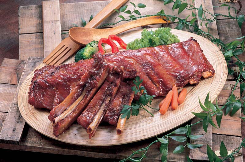 <a href=/shicai/rouqin/ZhuPai/index.html target=_blank><u>猪排</u></a>的做法1