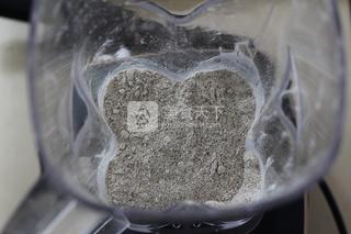 <a href=/shicai/mimian/HongDou/index.html target=_blank><u>红豆</u></a><a href=/shicai/mimian/YiMi/index.html target=_blank><u>薏米</u></a>粉