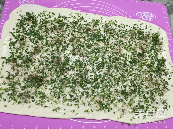 椒盐葱花饼的做法