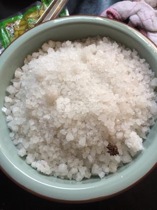 盐焗<a href=/shicai/rouqin/AnChunDan/index.html target=_blank><u><a href=/shicai/rouqin/AnChun/index.html target=_blank><u>鹌鹑</u></a>蛋</u></a>