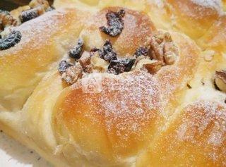 <a href=/shicai/guopin/ManYueMei/index.html target=_blank><u>蔓越莓</u></a>核<a href=/shicai/guopin/Tao/index.html target=_blank><u>桃</u></a><a href=/shicai/mimian/MianBao/index.html target=_blank><u>面包</u></a>