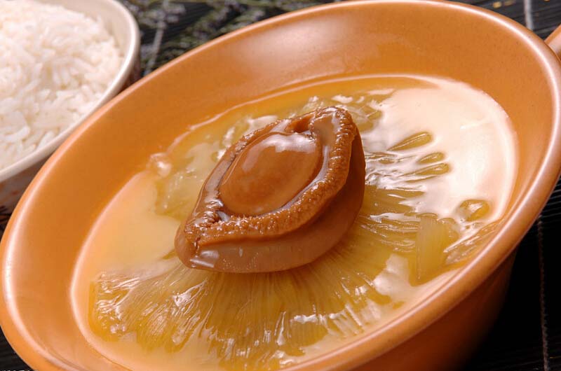 <a href=/shicai/shuichanpin/BaoYu/index.html target=_blank><u>鲍鱼</u></a>捞饭的做法2