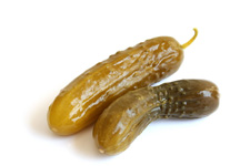 腌<a href=/shicai/shucai/HuangGua/index.html target=_blank><u>黄瓜</u></a>咸菜的做法