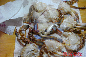 避风塘炒蟹步骤4