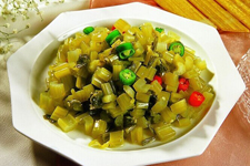 酸菜<a href=/shicai/mimian/FenTiao/index.html target=_blank><u>粉条</u></a>的做法