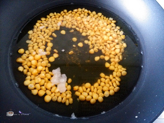 什锦<a href=/shicai/rouqin/NiuRou/index.html target=_blank><u>牛肉</u></a>丁