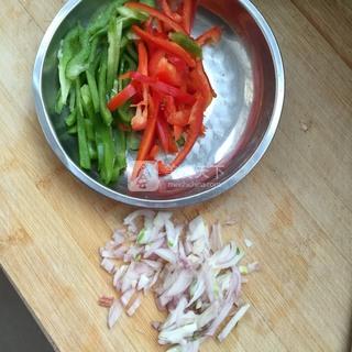 韩式辣炒<a href=/shicai/mimian/NianGao/index.html target=_blank><u>年糕</u></a>