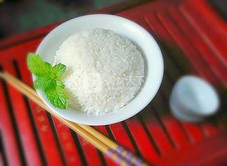 蒸<a href=/shicai/mimian/MiFan/index.html target=_blank><u>米饭</u></a>