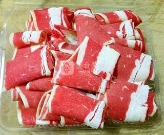 <a href=/shicai/rouqin/FeiNiu/index.html target=_blank><u>肥牛</u></a>金针菇香香卷