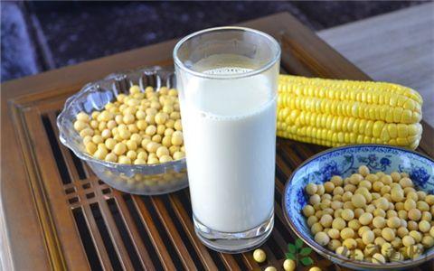 哪些人不能喝<a href=/shicai/mimian/DouJiang/index.html target=_blank><u>豆浆</u></a>