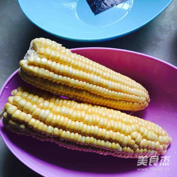 香浓<a href=/shicai/mimian/YuMi/index.html target=_blank><u>玉米</u></a>汁的做法