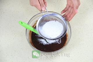 <a href=/shicai/mimian/QiaoKeLi/index.html target=_blank><u>巧克力</u></a>熔岩蛋糕