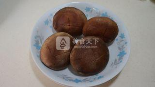 <a href=/shicai/rouqin/JiTui/index.html target=_blank><u>鸡腿</u></a>杂蔬火锅