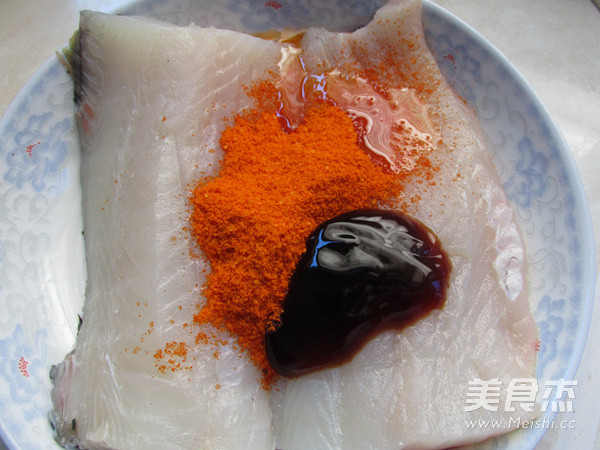 奥尔良烤鱼的做法