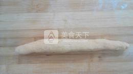 <a href=/shicai/shucai/NanGua/index.html target=_blank><u>南瓜</u></a>玫瑰<a href=/shicai/mimian/MianBao/index.html target=_blank><u>面包</u></a>