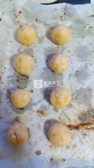 <a href=/shicai/guopin/XingRen/index.html target=_blank><u><a href=/shicai/guopin/Xing/index.html target=_blank><u>杏</u></a>仁</u></a><a href=/shicai/mimian/YanMai/index.html target=_blank><u>燕麦</u></a>小酥饼