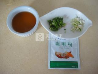 咖喱鸡块盖浇饭